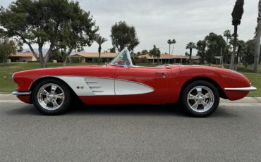 Chevrolet-Corvette-1958-Signet-Red-Red-3