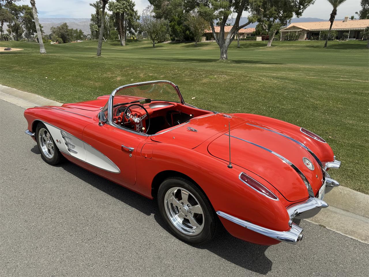 Chevrolet-Corvette-1958-Signet-Red-Red-30