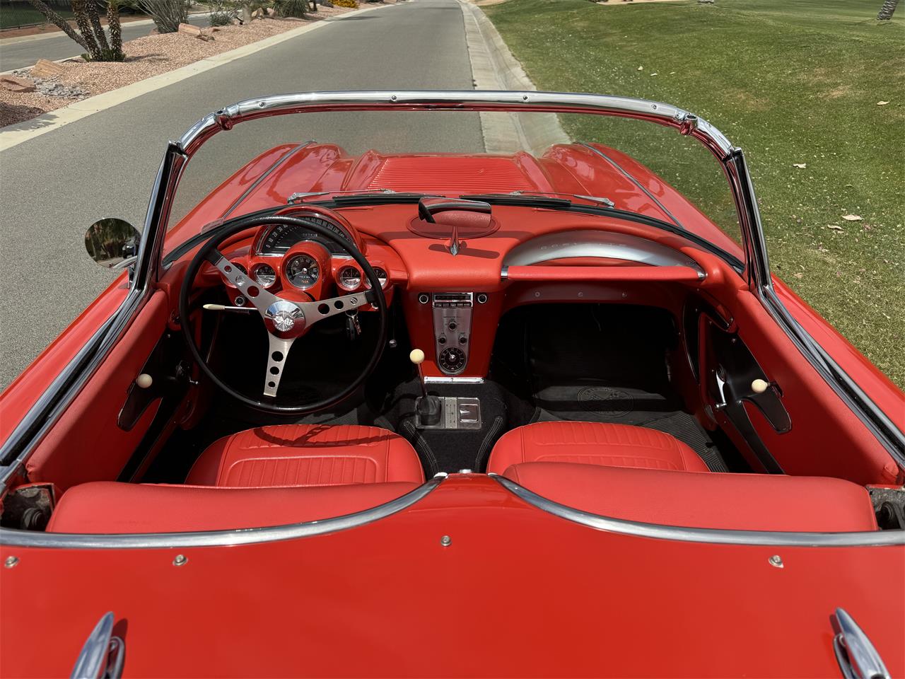 Chevrolet-Corvette-1958-Signet-Red-Red-32