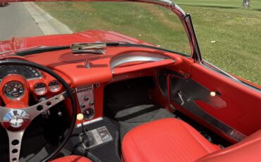 Chevrolet-Corvette-1958-Signet-Red-Red-34