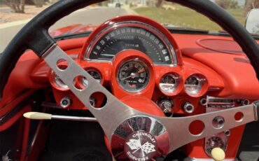 Chevrolet-Corvette-1958-Signet-Red-Red-35