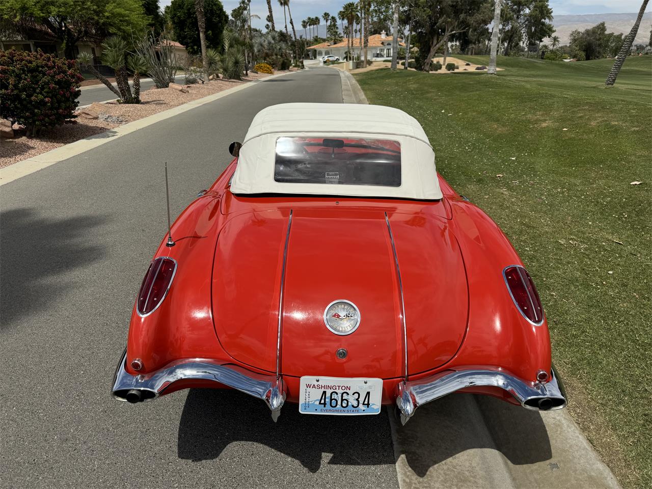 Chevrolet-Corvette-1958-Signet-Red-Red-41