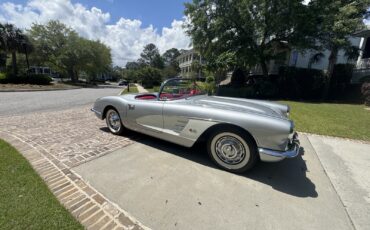 Chevrolet-Corvette-1959-14