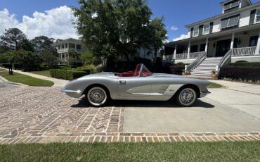 Chevrolet-Corvette-1959-8