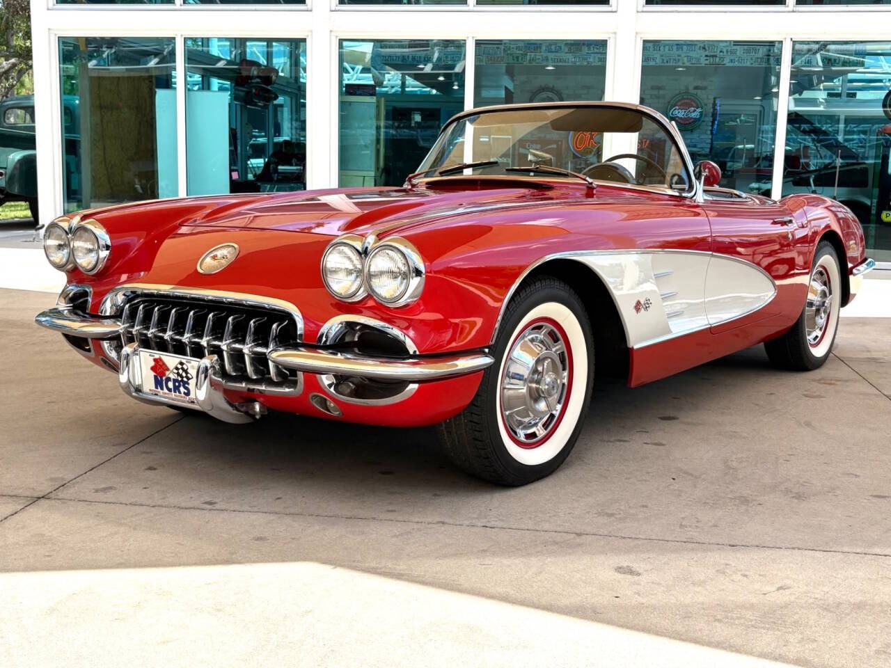 Chevrolet-Corvette-1959-Convertible-12