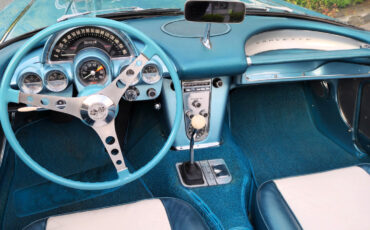 Chevrolet-Corvette-1959-Convertible-13