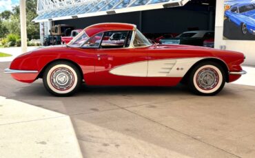 Chevrolet-Corvette-1959-Convertible-15
