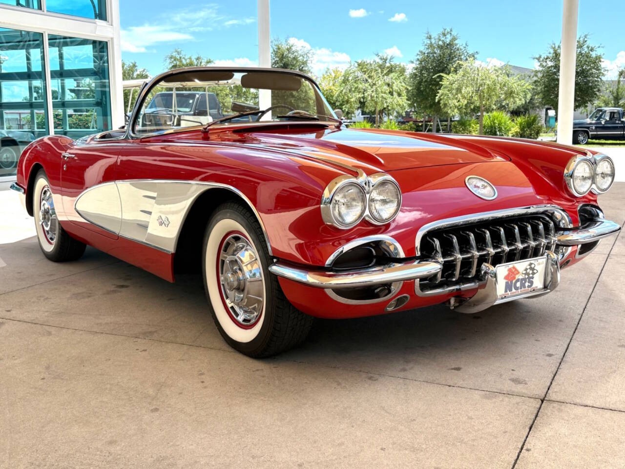 Chevrolet-Corvette-1959-Convertible-2