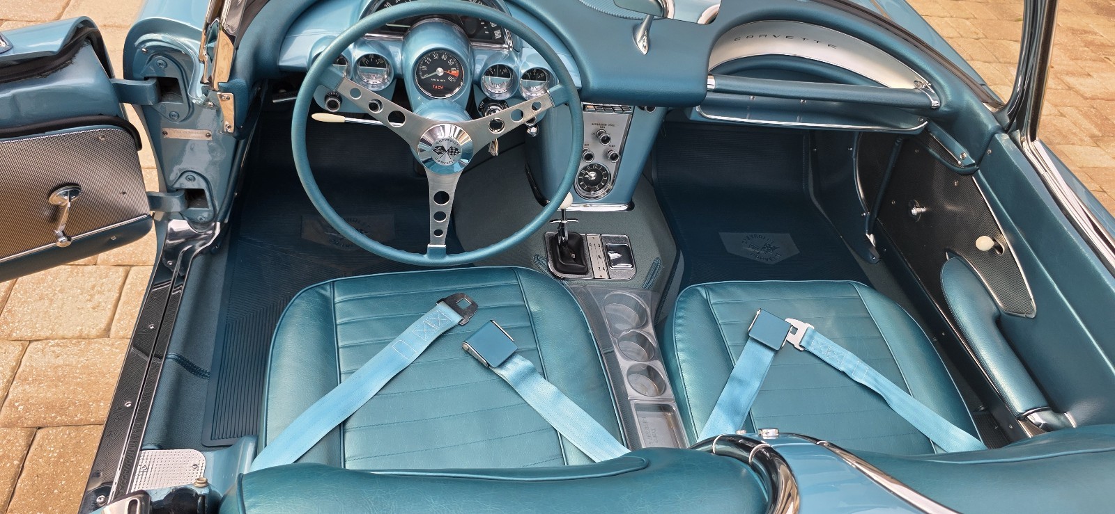 Chevrolet-Corvette-1959-Convertible-20