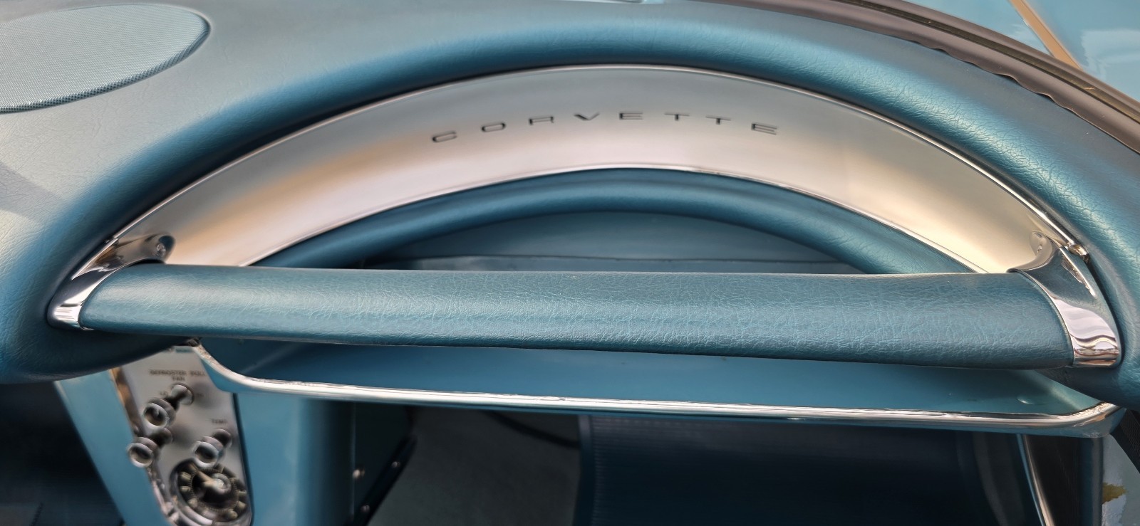 Chevrolet-Corvette-1959-Convertible-26