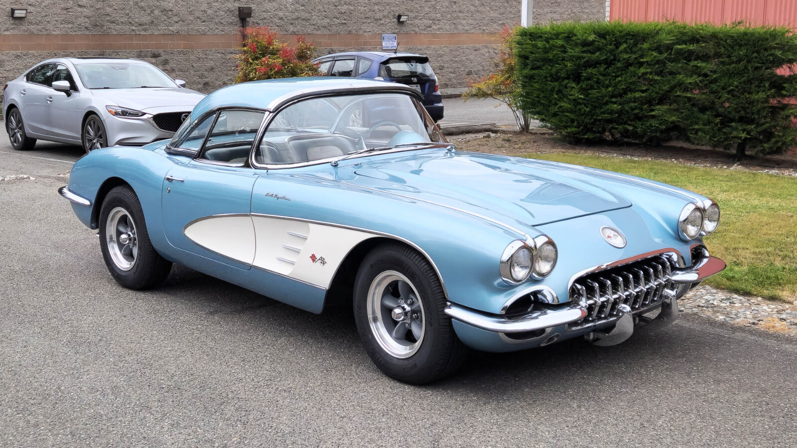 Chevrolet-Corvette-1959-Convertible-3