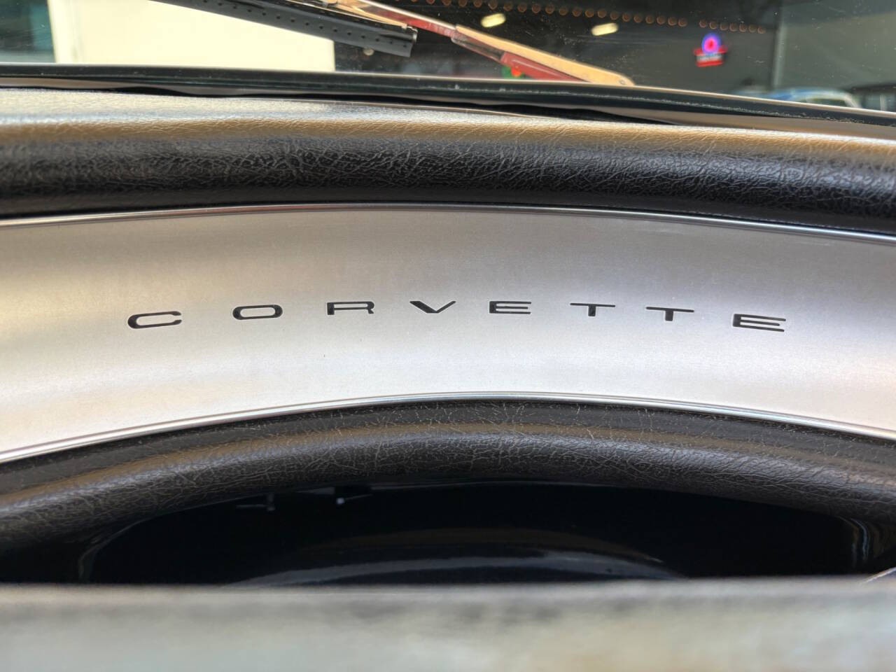 Chevrolet-Corvette-1959-Convertible-34