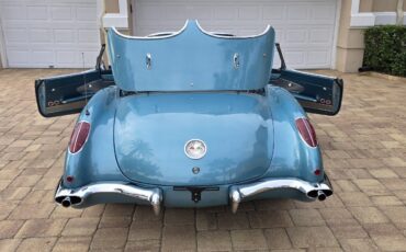 Chevrolet-Corvette-1959-Convertible-4