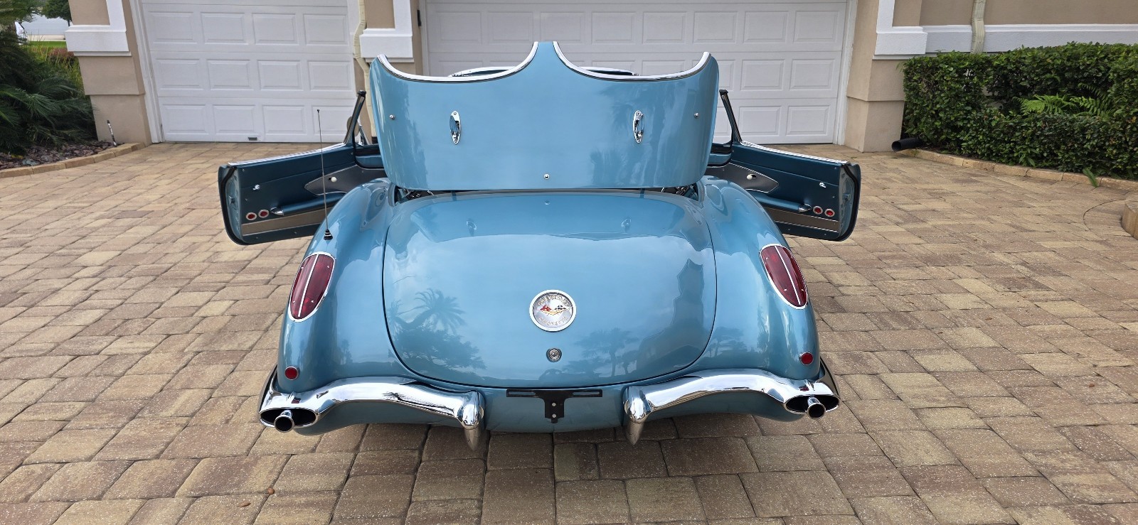 Chevrolet-Corvette-1959-Convertible-4