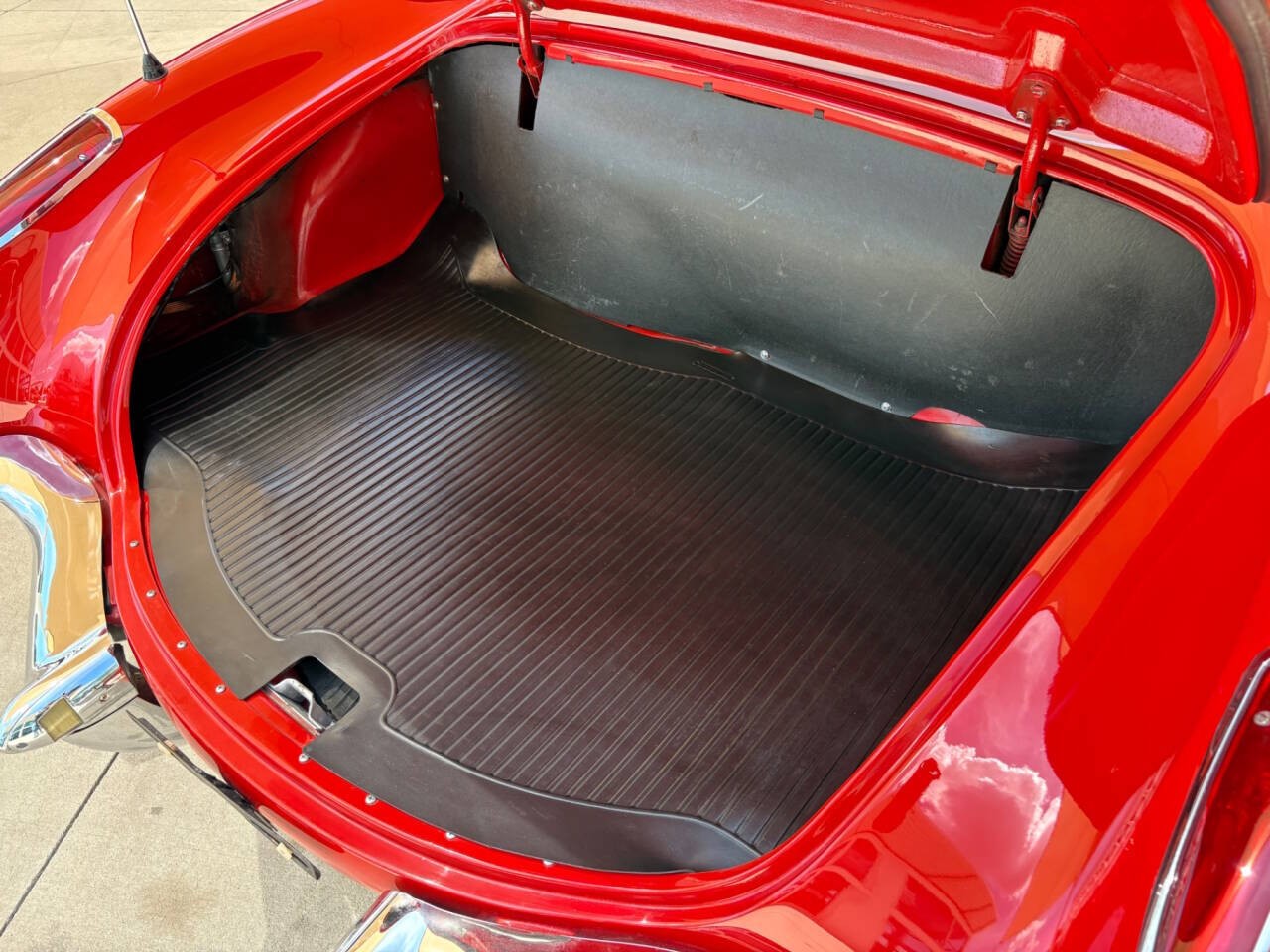 Chevrolet-Corvette-1959-Convertible-7