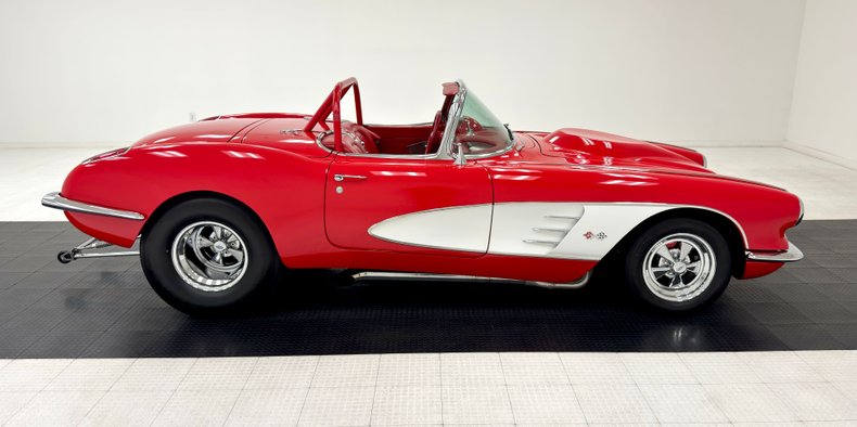 Chevrolet-Corvette-1959-Roman-Red-Red-10
