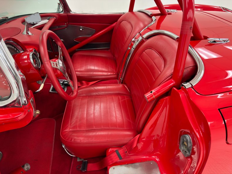 Chevrolet-Corvette-1959-Roman-Red-Red-34