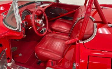 Chevrolet-Corvette-1959-Roman-Red-Red-35