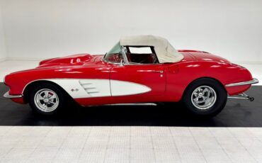 Chevrolet-Corvette-1959-Roman-Red-Red-4