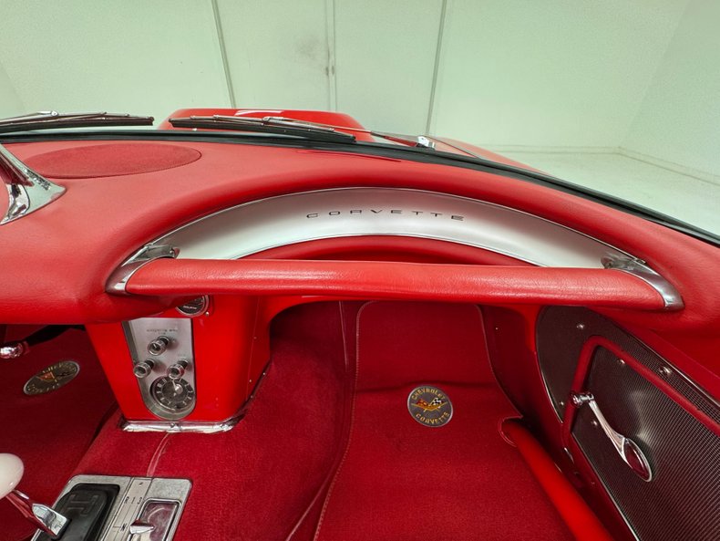 Chevrolet-Corvette-1959-Roman-Red-Red-41