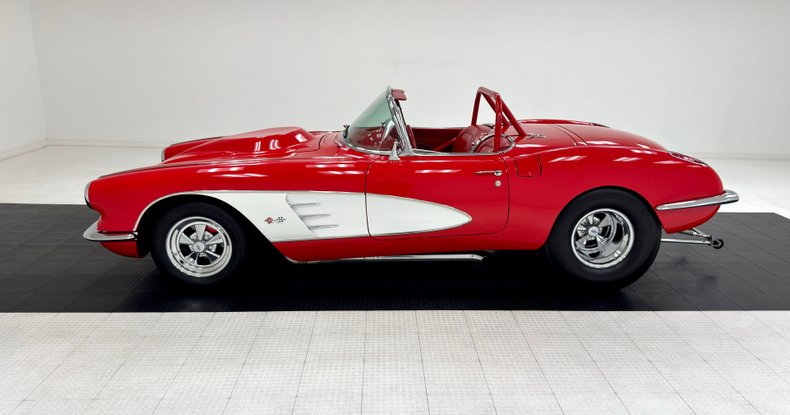 Chevrolet-Corvette-1959-Roman-Red-Red-5