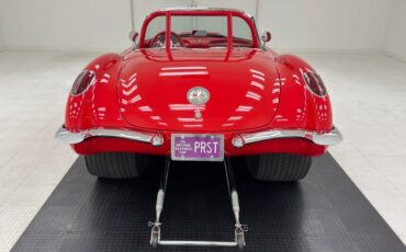 Chevrolet-Corvette-1959-Roman-Red-Red-8