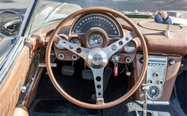 Chevrolet-Corvette-1960-Beige-Black-68