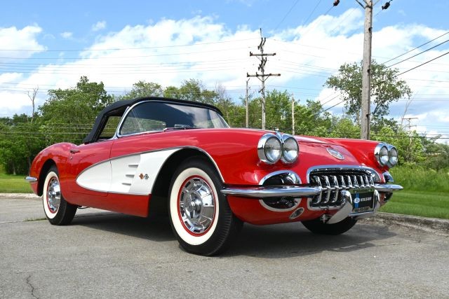 Chevrolet-Corvette-1960-Convertible-21
