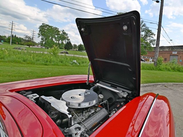 Chevrolet-Corvette-1960-Convertible-28