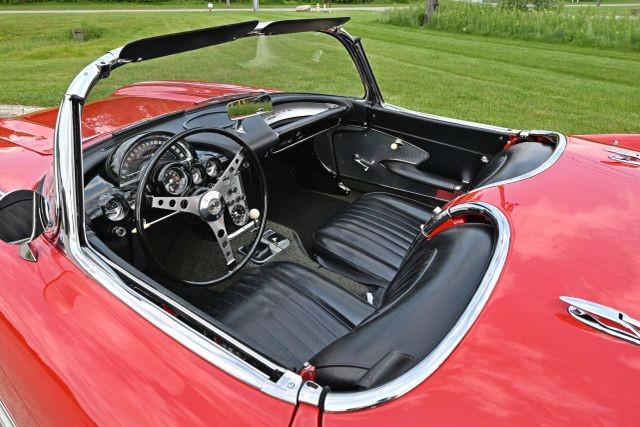 Chevrolet-Corvette-1960-Convertible-34
