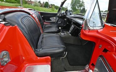 Chevrolet-Corvette-1960-Convertible-35