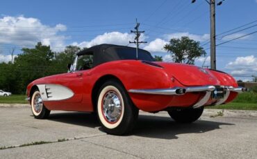 Chevrolet-Corvette-1960-Convertible-6