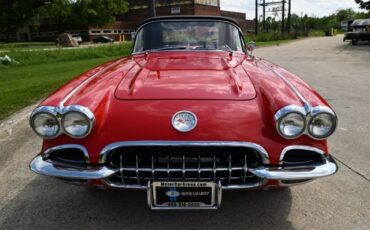 Chevrolet-Corvette-1960-Convertible-8