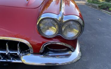Chevrolet-Corvette-1960-Red-Black-15