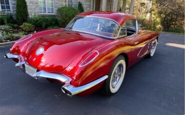 Chevrolet-Corvette-1960-Red-Black-16