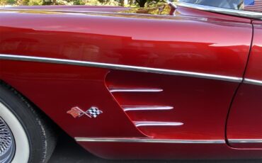 Chevrolet-Corvette-1960-Red-Black-21