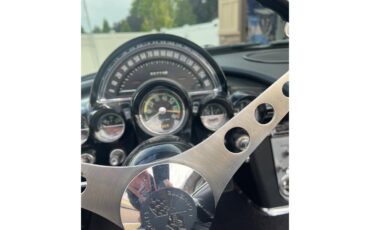 Chevrolet-Corvette-1961-BlackWhite-Black-9