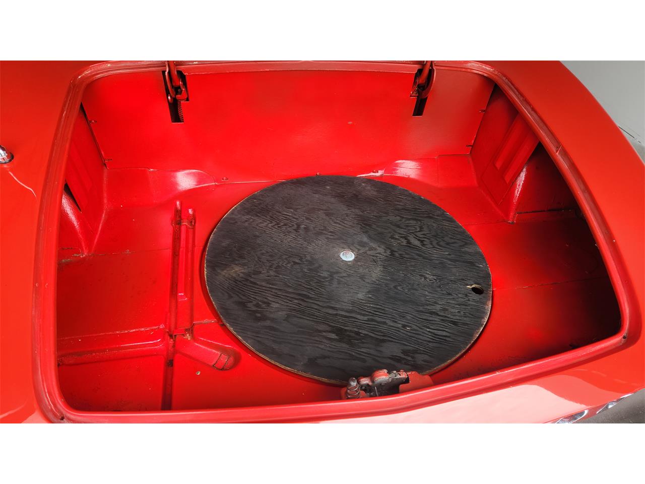 Chevrolet-Corvette-1961-Red-Red-12