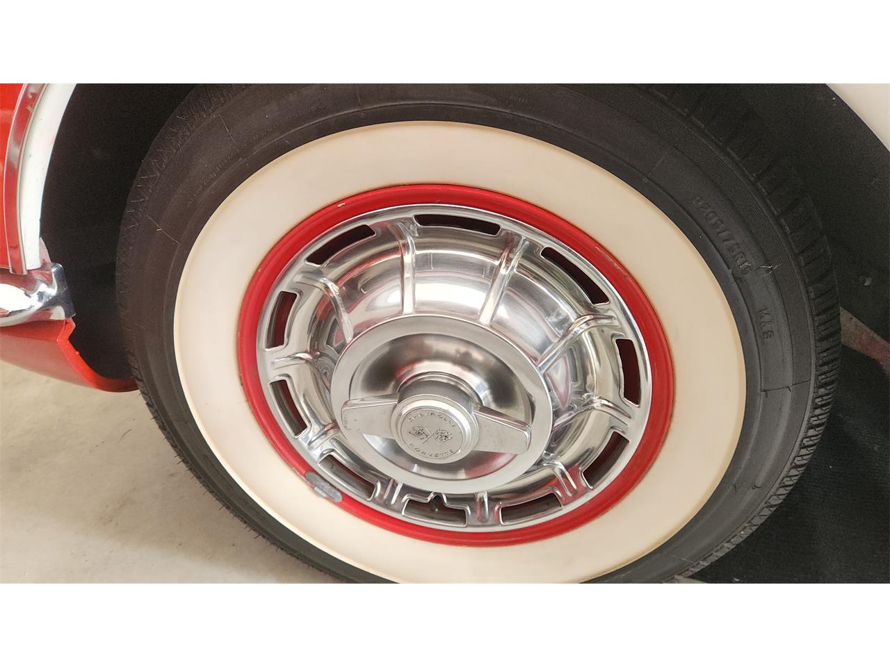 Chevrolet-Corvette-1961-Red-Red-14