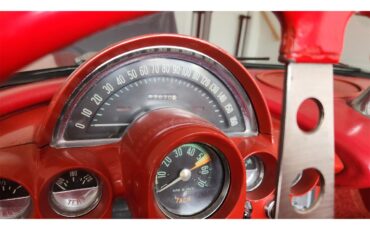 Chevrolet-Corvette-1961-Red-Red-21