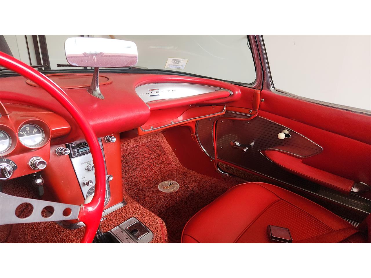 Chevrolet-Corvette-1961-Red-Red-24