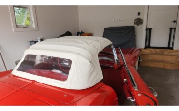 Chevrolet-Corvette-1961-Red-Red-27