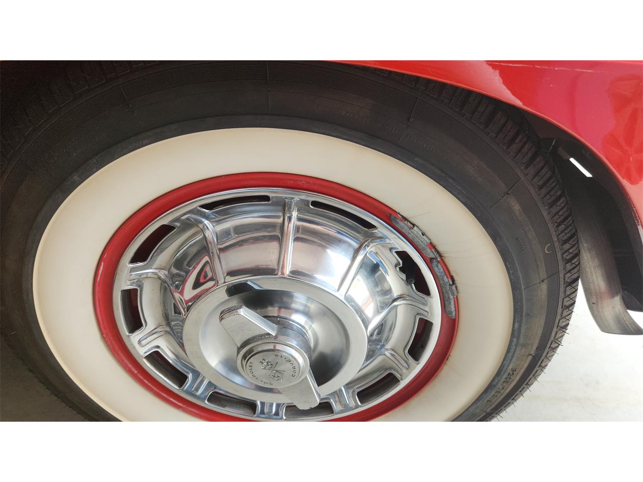 Chevrolet-Corvette-1961-Red-Red-39