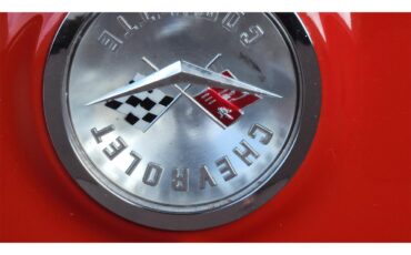 Chevrolet-Corvette-1961-Red-Red-9