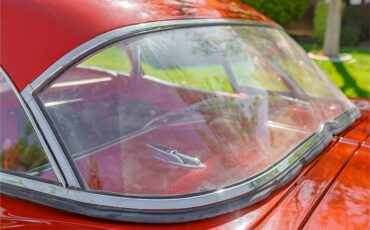 Chevrolet-Corvette-1961-Roman-RedWhite-Red-21