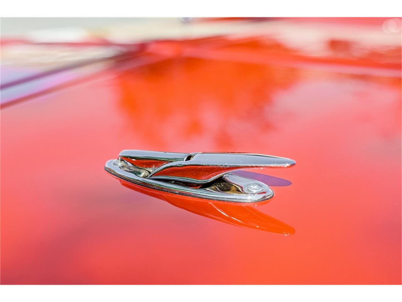 Chevrolet-Corvette-1961-Roman-RedWhite-Red-30