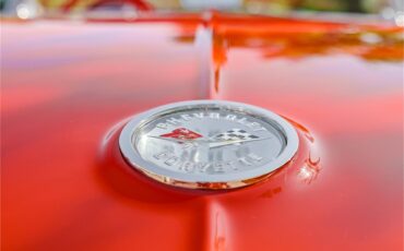 Chevrolet-Corvette-1961-Roman-RedWhite-Red-31