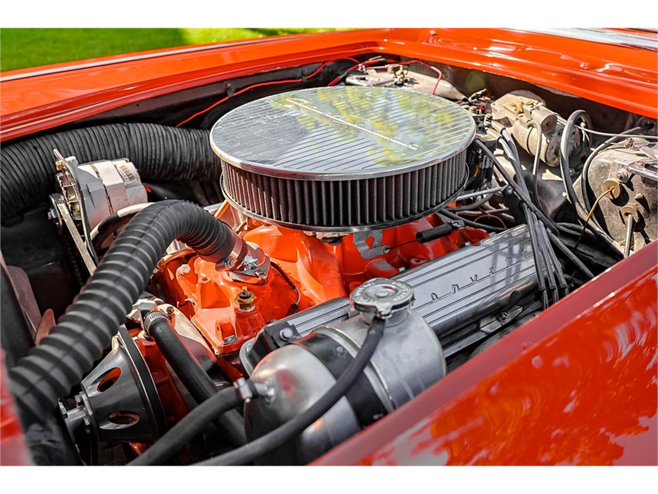 Chevrolet-Corvette-1961-Roman-RedWhite-Red-58
