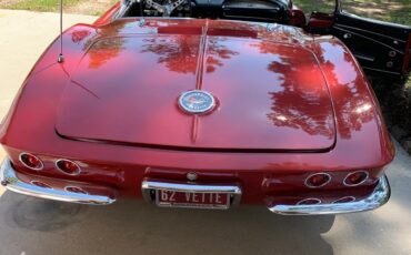 Chevrolet-Corvette-1962-2