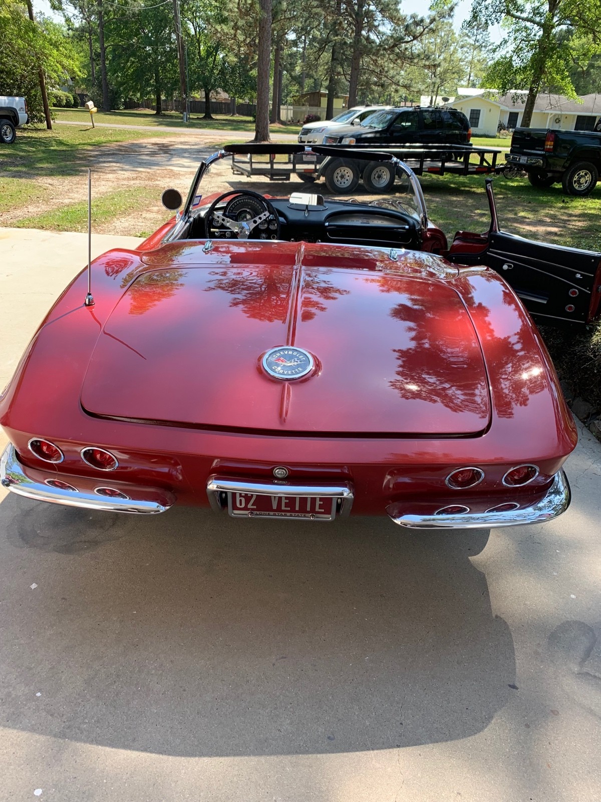 Chevrolet-Corvette-1962-2
